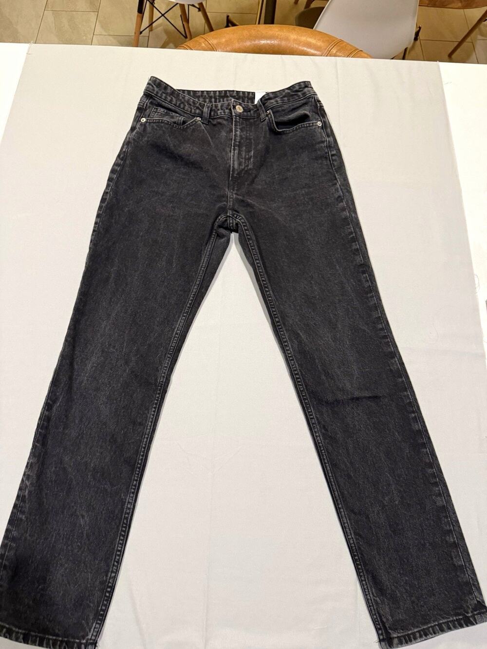 H&M Vintage Straight Fit Black Light Wash High Rise Stretch Jeans Size 8